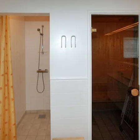 Dom wakacyjny Stine - 1km From The Sea In Nw Jutland By Interhome *
