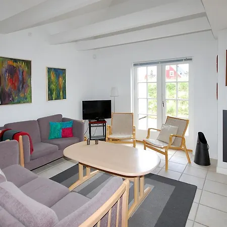 Stine - 1km From The Sea By Interhome